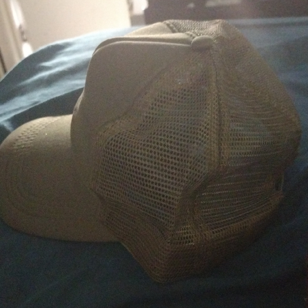 Stylish Olive Green Trucker Hat | Mesh Back Snapback Cap | Casual Wear NEw - Picture 3 of 5